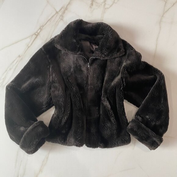 Chocolate Brown Faux Fur Crop Jacket Size M – Soft Fuzzy Zip Up Cozy Outerwear - Picture 15 of 16